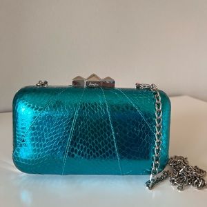 Snakeskin-effect mini clutch